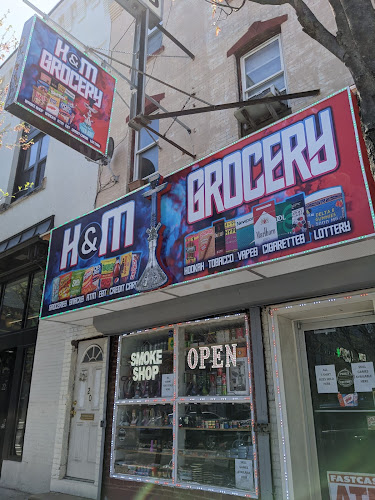Smoke Shop & Convenience in Philadelphia