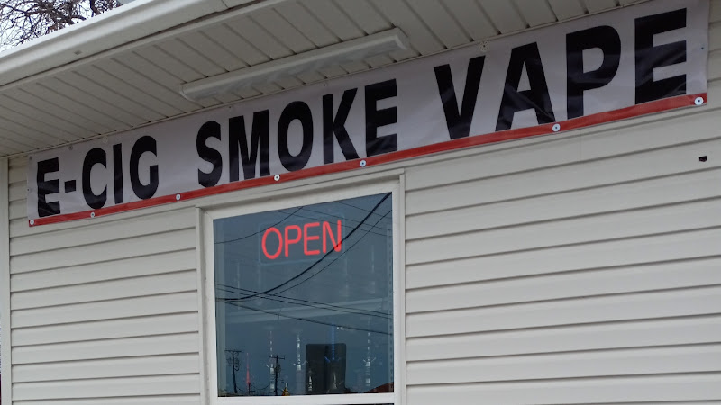 Smoke Shop Giant Smoker in Richardson