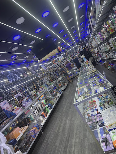 Smoke Stop - Pinecrest Smoke Shop in Miami