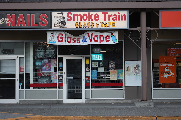 Smoke Train Bremerton in Bremerton
