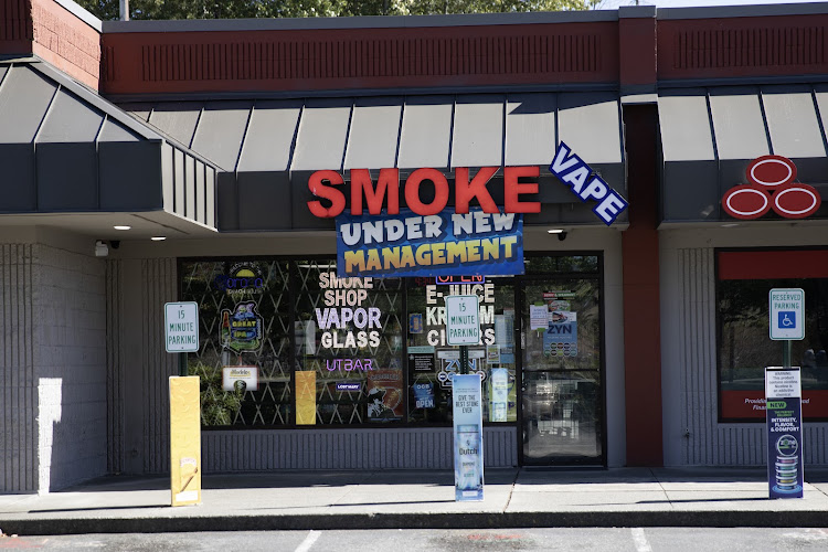 Smoke Vape in Mill Creek