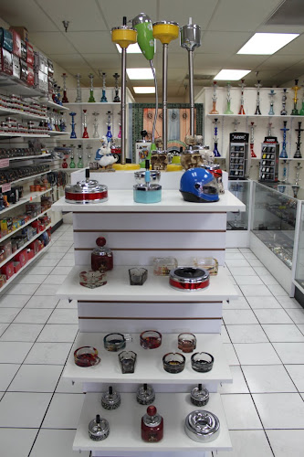 Smoke World in Tempe