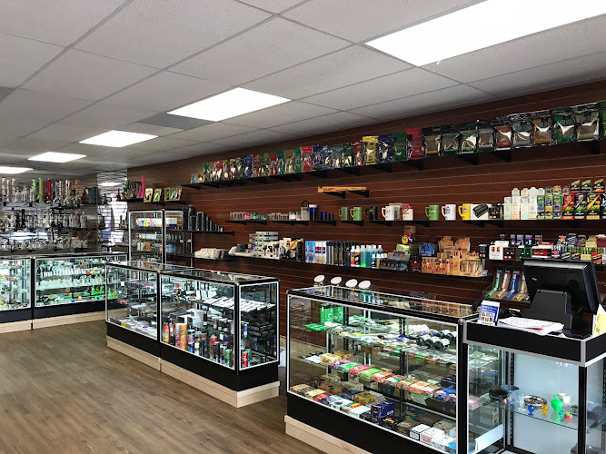 SmokEnjoy Smoke & Vape Shop in Houston