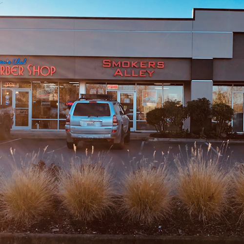 Smokers Alley Liquor and Tobacco in Port Orchard
