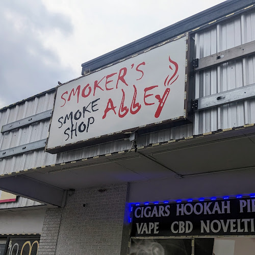 Smokers Alley Smoke Shop in San Antonio