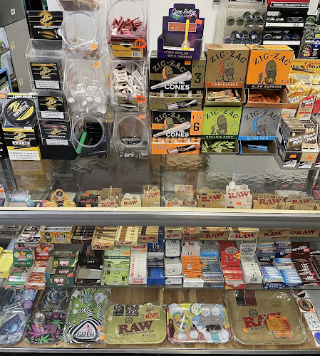 Smokers House in Macomb