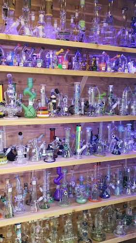 Smoker's Oasis in Midland