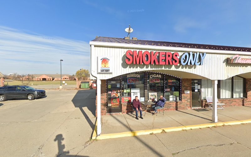 Smokers Only in Clinton Township