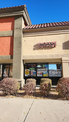 Smoker's Outpost smoke shop in Flagstaff