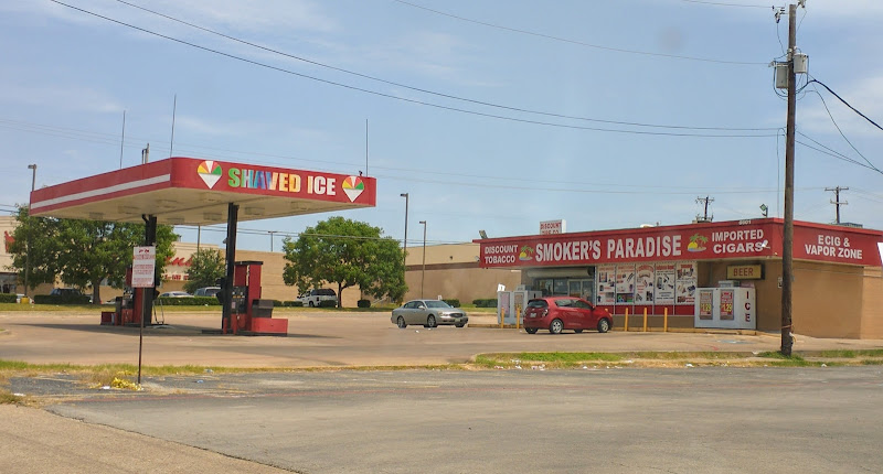 Smokers Paradise in Fort Worth
