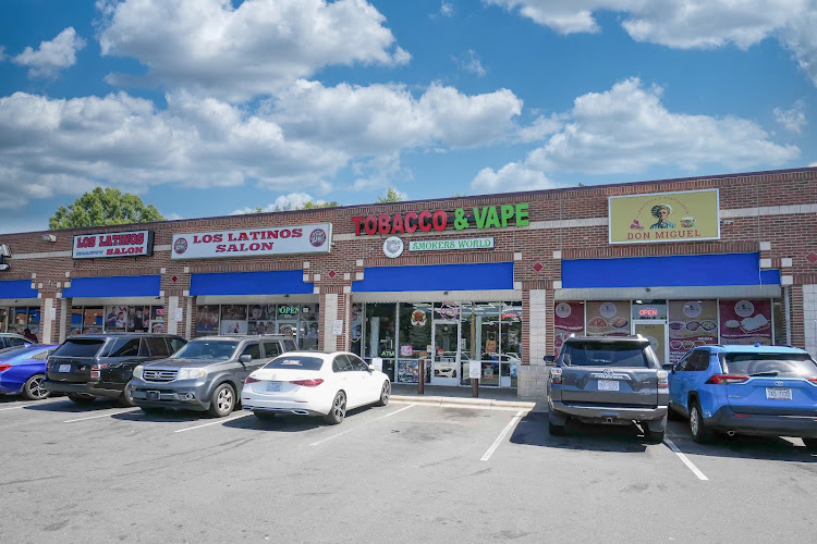 Smoker's world in Charlotte