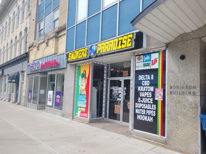 Smokerz Paradise in Elyria