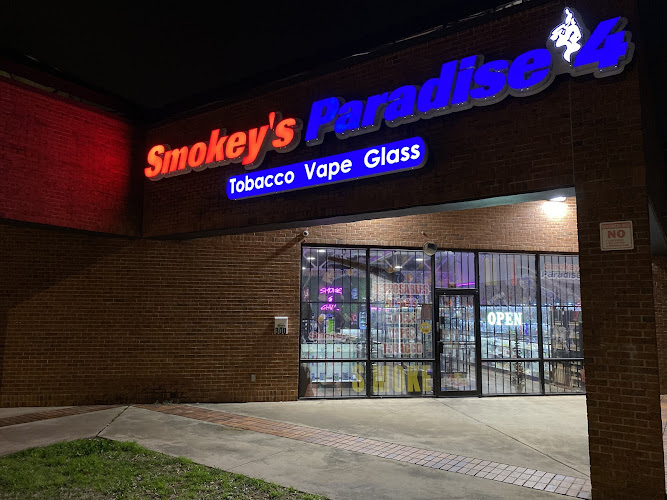 Smokey's Paradise 4 in Fort Worth