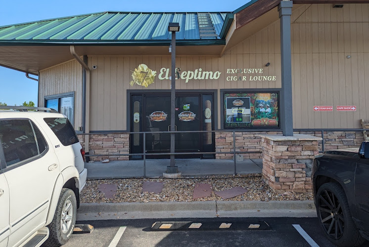 Smoking Cave Cigar Lounge in Highlands Ranch