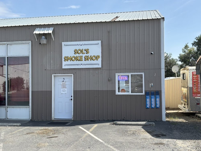 Sol’s Smoke Shop in Royal City