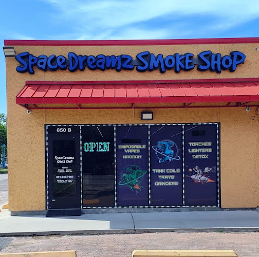 Space Dreamz Tobacco Mart in Bacliff