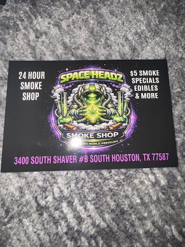 Space headz smoke shop in South Houston
