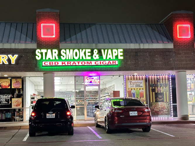 Star Smoke & Vape in Garland