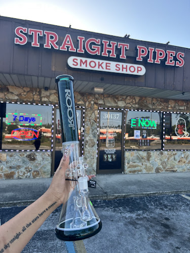 Straight Pipes & Vapes in Clearwater
