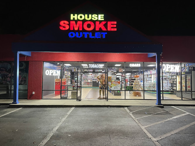Super Smoke Outlet in New Bern