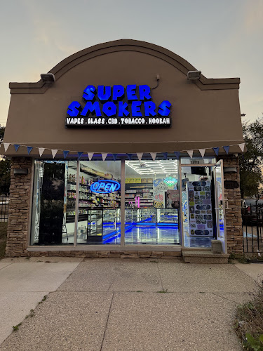 Super Smokers in Grosse Pointe Farms