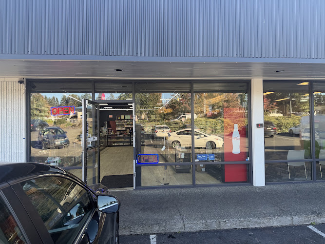 Supreme smoke and vape in Puyallup