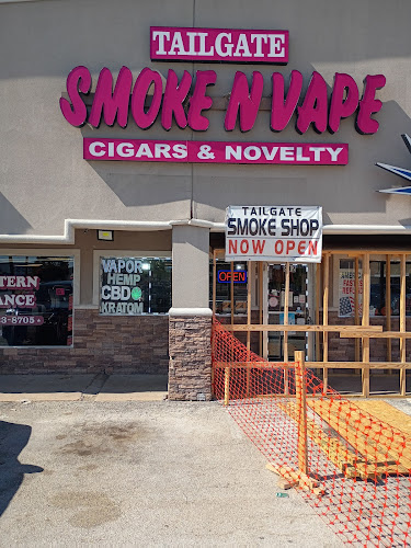 Tailgate Smoke n Vape in Bryan