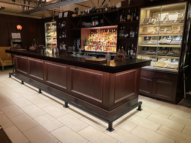 The Cigar Bar at The Lot at Edgewater in Oakmont