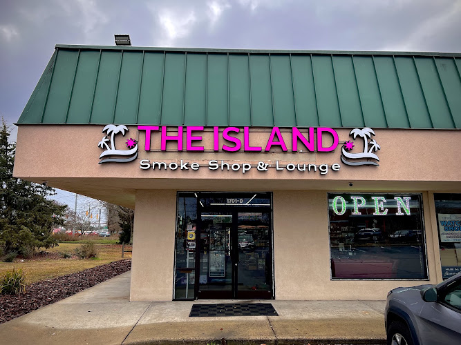 The Island Smoke Shop & Lounge in Aberdeen