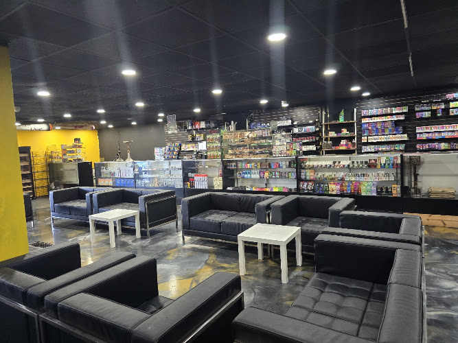tobacco shop & lounge wooka in Winston-Salem