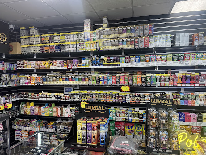 Tobacco Vape & More in Lumberton