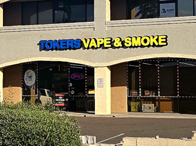 Tokers Vape & Smoke in Gilbert