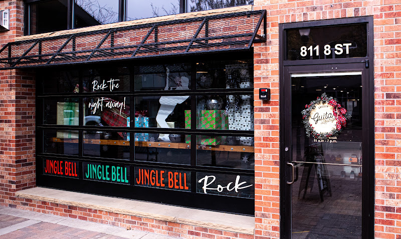 Tonewood and Tobacco in Greeley