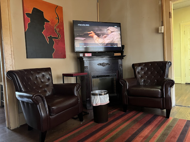 Top Leaf Cigar Lounge in Winston-Salem