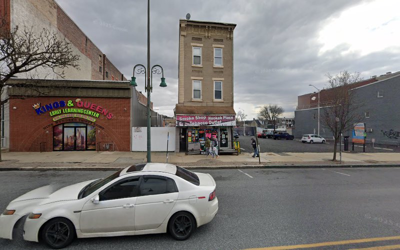 Uptown Smoke Shop in Reading