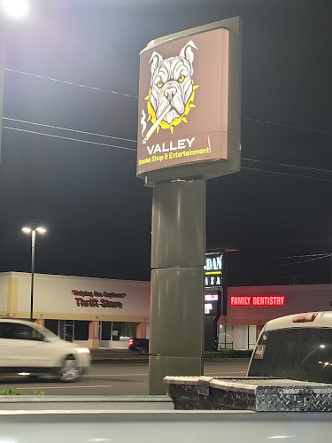Valley smoke shop in Clinton