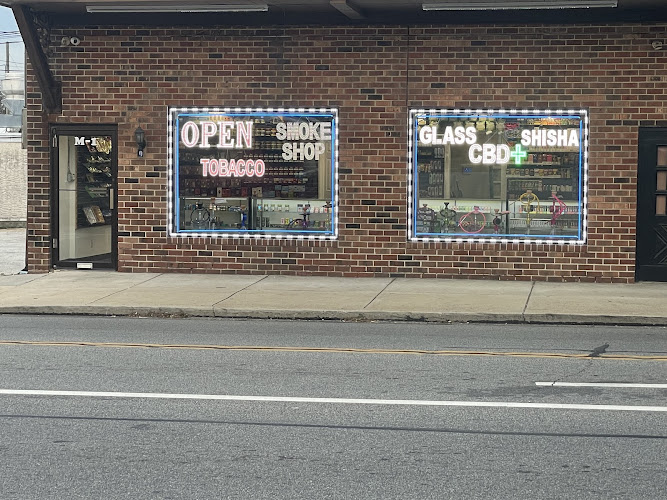 Vape Plus smok shop in Morton