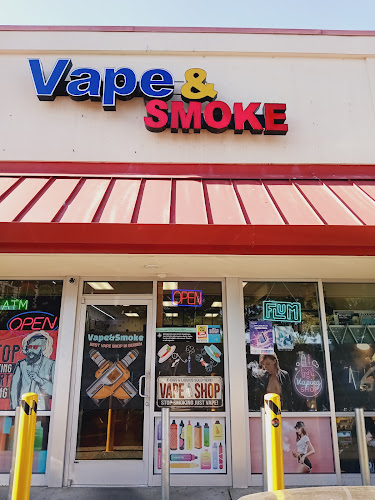 Vape & Smoke in Burien