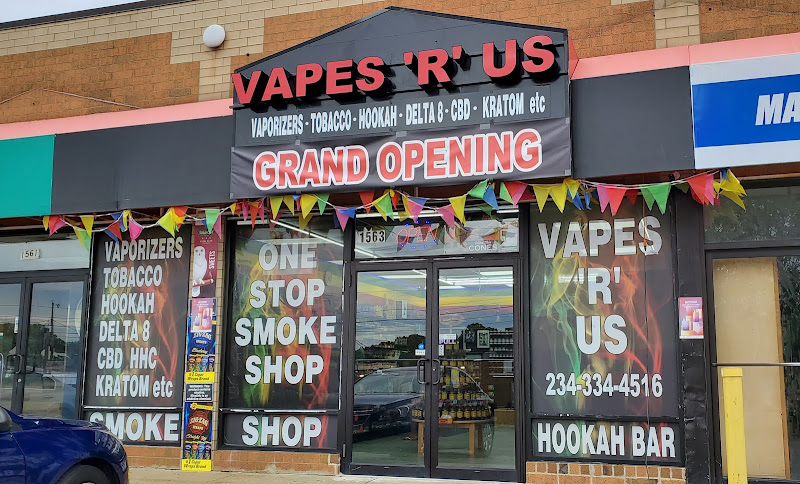 Vapes 'r' Us in Akron