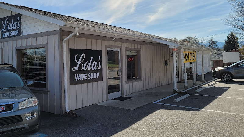 Waynesville Lola's Vape in Waynesville