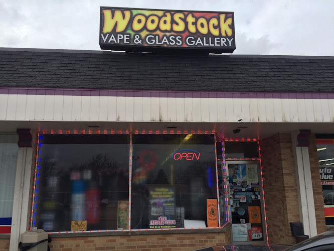 Woodstock Vape & Glass Gallery in Shelby Township
