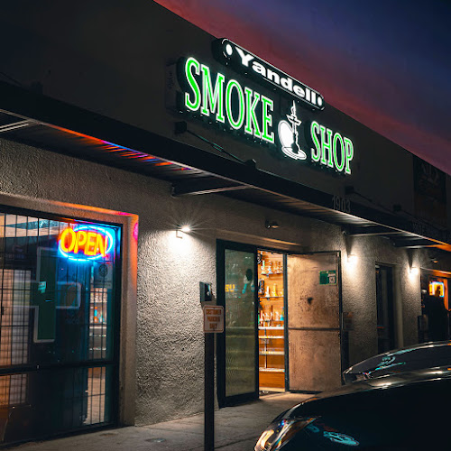 Yandell Smoke Shop in El Paso
