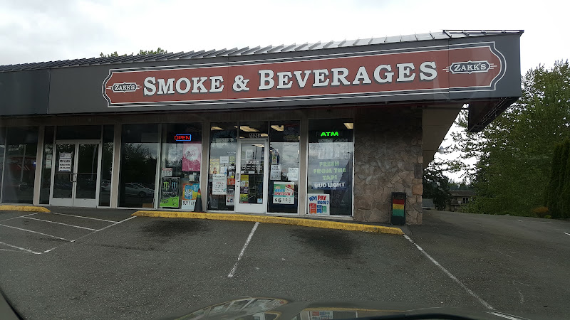 Zakk's smoke and beverages in Everett